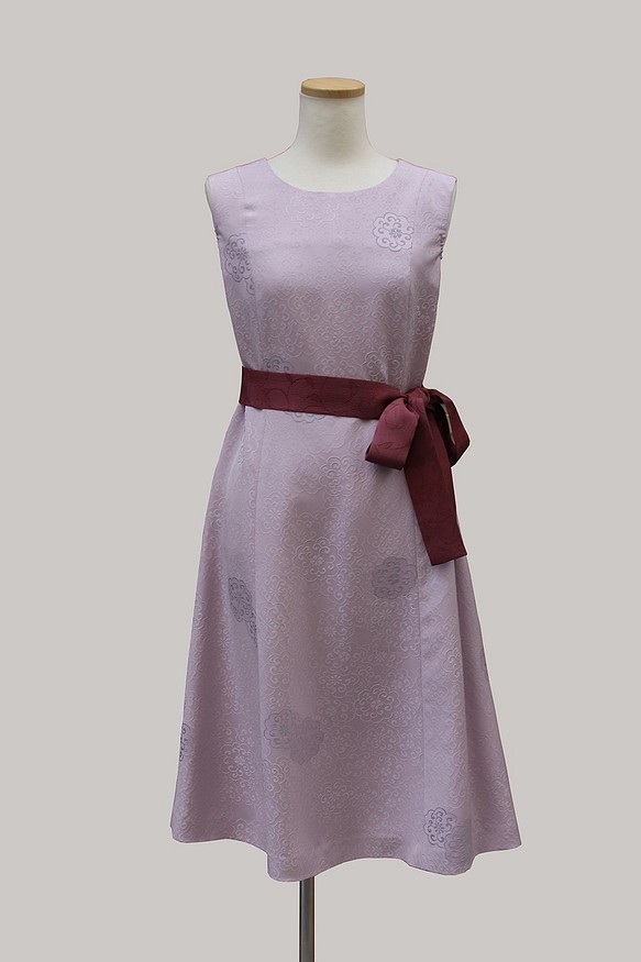 結婚式にも着られるKimonワンピース クラシックライン&バックのセット （着物リメイク）　 1枚目の画像