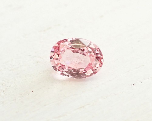 ☆パパラチア サファイア0.19ct☆スリランカ産☆オーバルミックス