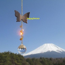 【車用】ミニサンキャッチャー（ゴールド／実りを運ぶ蝶） 1枚目の画像