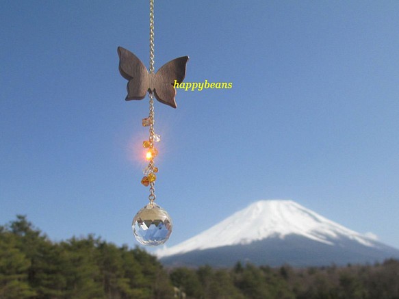 【車用】ミニサンキャッチャー（ゴールド／実りを運ぶ蝶） 1枚目の画像