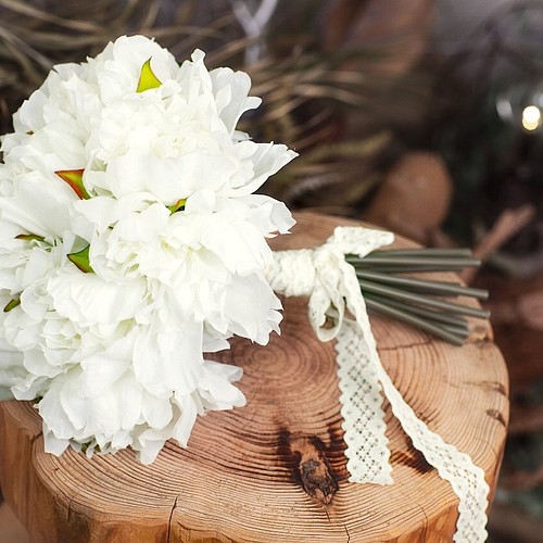 ❤︎値下げ❤︎ウェディングブーケ❤︎咲き誇る芍薬ホワイト