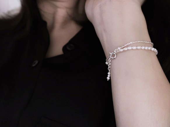 925純銀 微光 半弧形米粒珍珠 手鍊 第1張的照片