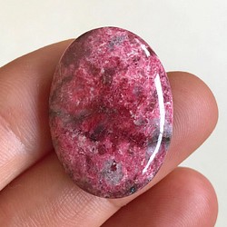 天然石 レア ルース ノルウェー産 チューライト 桃簾石 高品質 4.71g 002 1枚目の画像