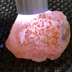 ゴビ石　ゴビ瑪瑙　原石　ピンク　水玉模様　 1枚目の画像