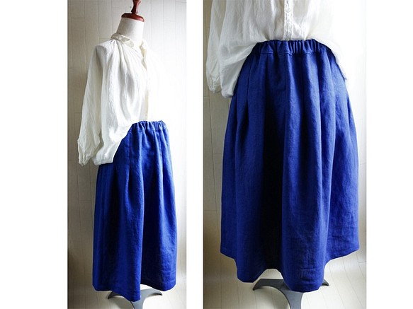厚實的愛爾蘭亞麻褶皺裙藍色74厘米長 第1張的照片