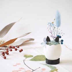 花の猫型盆栽『タマゴノコネコ　湖の青』 1枚目の画像
