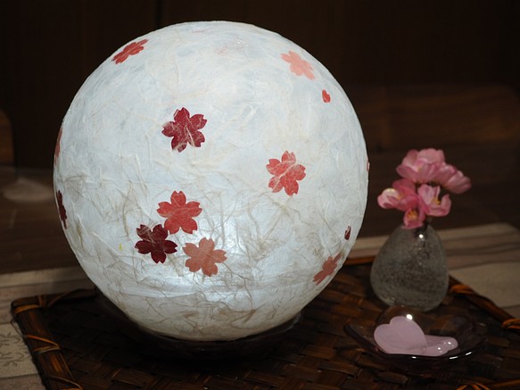 まんまる桜のランプシェード(大)～ライト付き!! 1枚目の画像