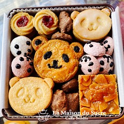 パンダのクッキー缶　 1枚目の画像