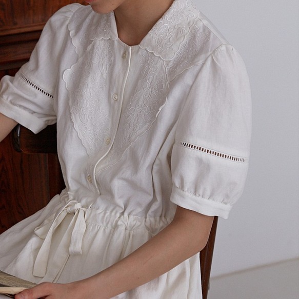 繊細な刺繍でお洒落を格上げる白ワンピース　ロングワンピース　コットン 1枚目の画像