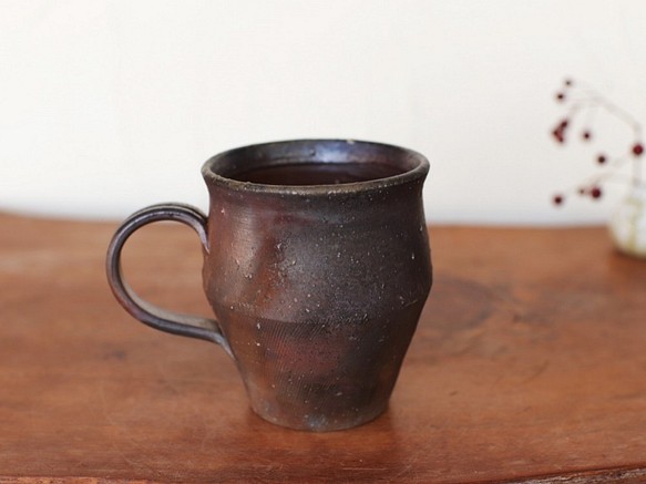 備前焼 コーヒーカップ(野草)　c9-019 1枚目の画像