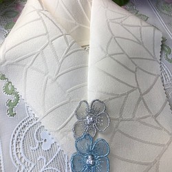 1192半襟 正絹✨刺繡オーガンジーフラワー 1枚目の画像