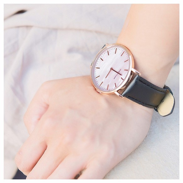【パールピンクが可愛い】腕時計 シンプル ブラック レディース メンズ レザー ペア 1枚目の画像