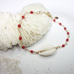 Cowry × Red Coral Bracelet/14kgf タカラガイ×赤珊瑚ブレスレット 1枚目の画像