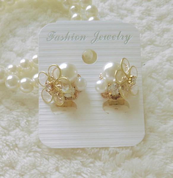 入学式・入園式にぴったり*＊】Flower & big pearl earring イヤリング