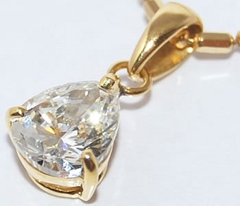 K18YG ペアシェイプカット ダイヤモンド-0.819ct シンプルデザイン