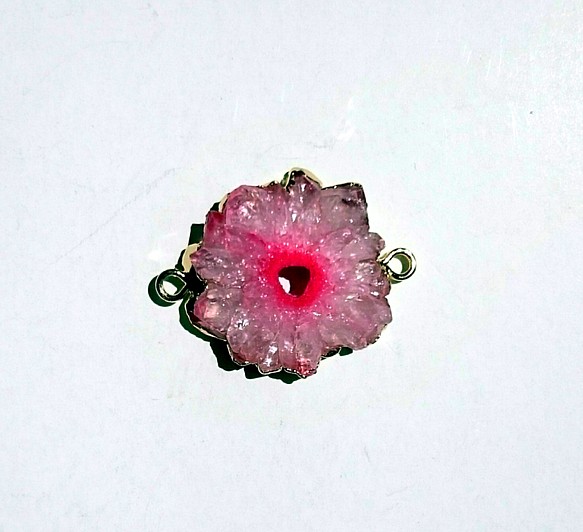 Flower  ドゥルージーストーンパーツ 天然石 1枚目の画像