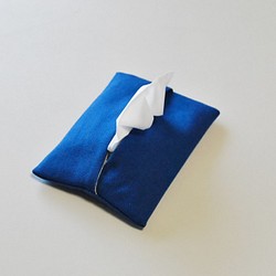 【送料無料】青いポケットティッシュケース 1枚目の画像