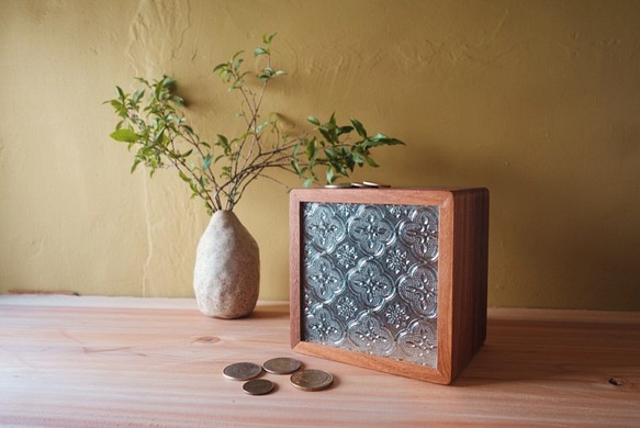 ベゴニアの花のお金を節約するチューブ、小さなテクスチャ、台湾の特徴的なガラス、不器用な手仕事 1枚目の画像