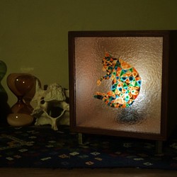 手繪銀霞玻璃貓咪燈箱 夜燈 擺飾燈 原創設計(客製化動物,寵物) 第1張的照片