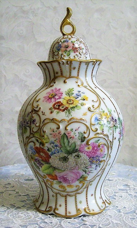 ♥hand painted  vase (飾り壺） 1枚目の画像