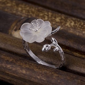 受注制作 捧呈 日本最大級 サンカヨウのリング 朝露を吸って花びらが透明になる美しい花 0215 フリーサイズ サンカヨウ