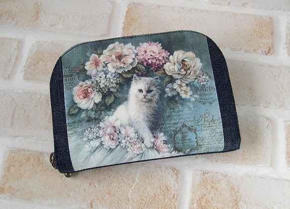 【再販】ロマンティック猫柄のミニ財布 1枚目の画像