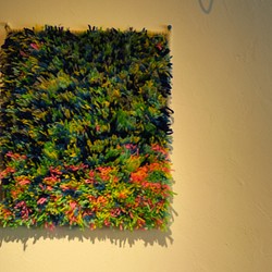 お部屋を彩る毛糸の壁掛け　テーマ「春」 1枚目の画像