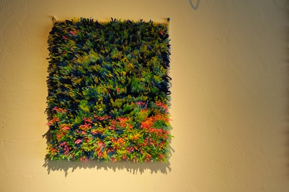 お部屋を彩る毛糸の壁掛け　テーマ「春」 1枚目の画像