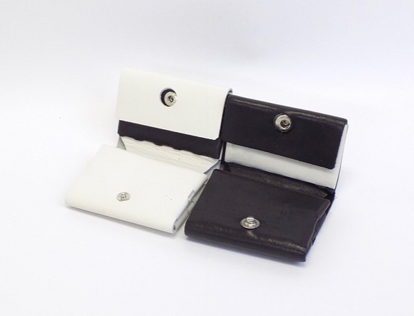 組み立て式三つ折り財布/白×黒/レザー革/ギフト/コンビ/epoquesewn/ 1枚目の画像