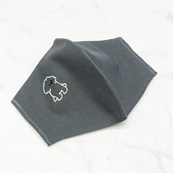 Due+ |  3D立體布口罩套-內裡日本紗布 (含運) (需搭配平面口罩)貴賓狗刺繡 第1張的照片