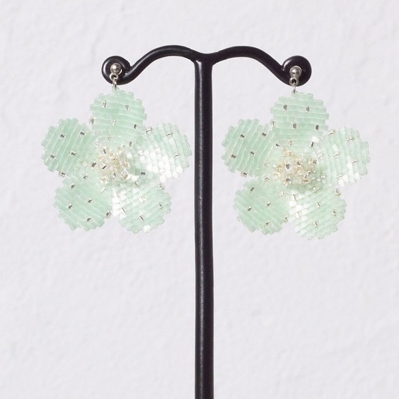 Bijoux Flower Earring（ ice green ） 1枚目の画像