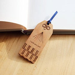 木製おまもりブックマーク　矢絣柄【金沢デザインシリーズ】 1枚目の画像