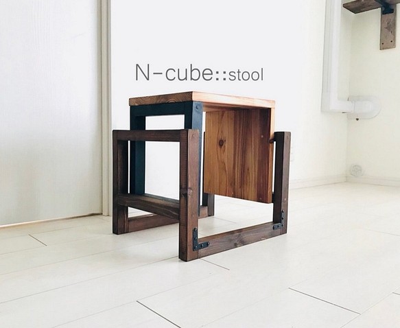 i1-3 にゃんだふるらいふ出展作品：にゃんぐるジム：スツールN-CUBE::stool 1枚目の画像