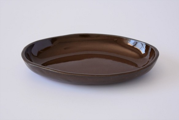 楕円形・オーバルの深皿　赤土×クリア茶色釉 1枚目の画像