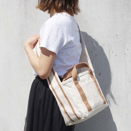 LINE SHOULDER TOTE BAG (キナリ×モカ/ベージュ) ショルダーバッグ