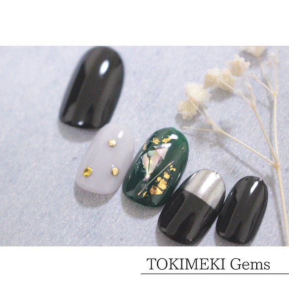 深緑 黒のニュアンスマックスnail ミラーネイル 金箔 ワイヤーネイル シェル ネイルチップ Lancasterdentistry