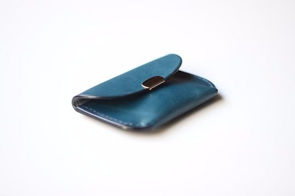 ぷっくりとしたコインケース『mimosa coin case』ブルーA 1枚目の画像