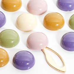 和菓子カラーのラウンドカボション　　貼り付けパーツ　くすみカラー 1枚目の画像