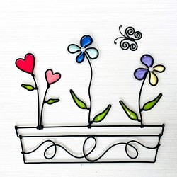 鉢植え　〜お花とハート〜　ワイヤークラフト　アート　花　壁　飾り　スワッグ　可愛い　おしゃれ　インテリア　雑貨 1枚目の画像