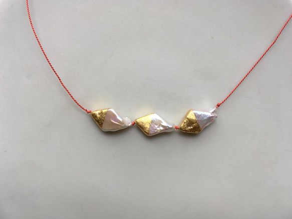 金箔とパールのネックレス／Hishi 1枚目の画像