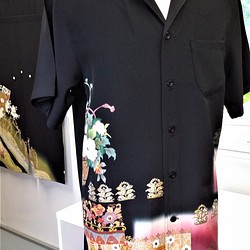 着物素材シルク１００％（絹）：留袖リメイク：アンティーク風のアロハシャツ、高級感のあるシャツ！ 1枚目の画像