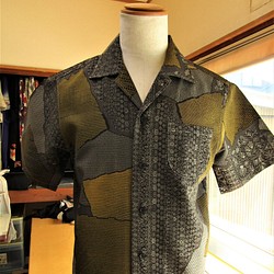 　Ｍ：化繊着物リメイク：アロハシャツ：古い着物！サイズ　！ 1枚目の画像