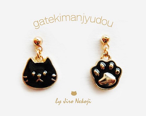 猫＆肉球ピアス【イヤリング等変更可】