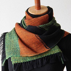 スタイリッシュで個性的なウール手織りマフラー　グリーンオレンジ縞/プレゼント 1枚目の画像