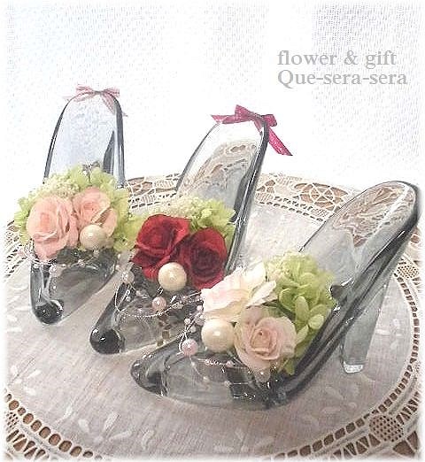 NO118　アーティフィシャルフラワー　ギフト　ハイヒールアレンジ　ガラスの靴（レッド）　結婚祝　受付　誕生日　送料無料 1枚目の画像