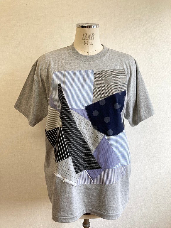 セール価格★リメイクTシャツ❤️パッチワーク風半袖Tシャツチュニック　グレー水色（サイズ LL） 1枚目の画像