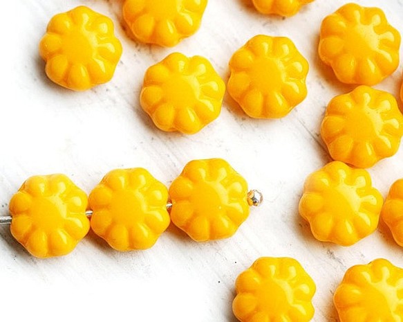 捷克琉璃珠花形10粒黃色 第1張的照片