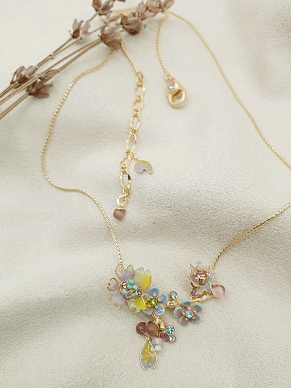 櫻與梅 烈日與斜陽 necklace~複合媒材作品 第1張的照片