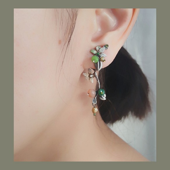 霧色。木蓮花clip earring ~多變化配戴/可訂製穿式耳環 第1張的照片