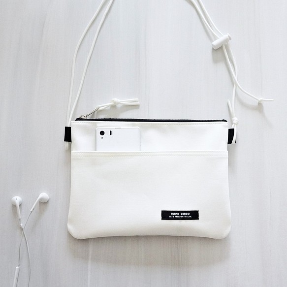 WHITE×WHITE サコッシュバッグ ミニショルダーバッグ サコッシュ